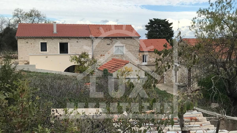 Građevinska parcela pov. 383 m2, Dugi otok (Žman)