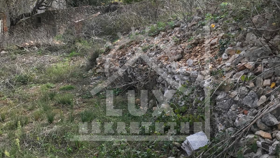 Građevinska parcela pov. 383 m2, Dugi otok (Žman)