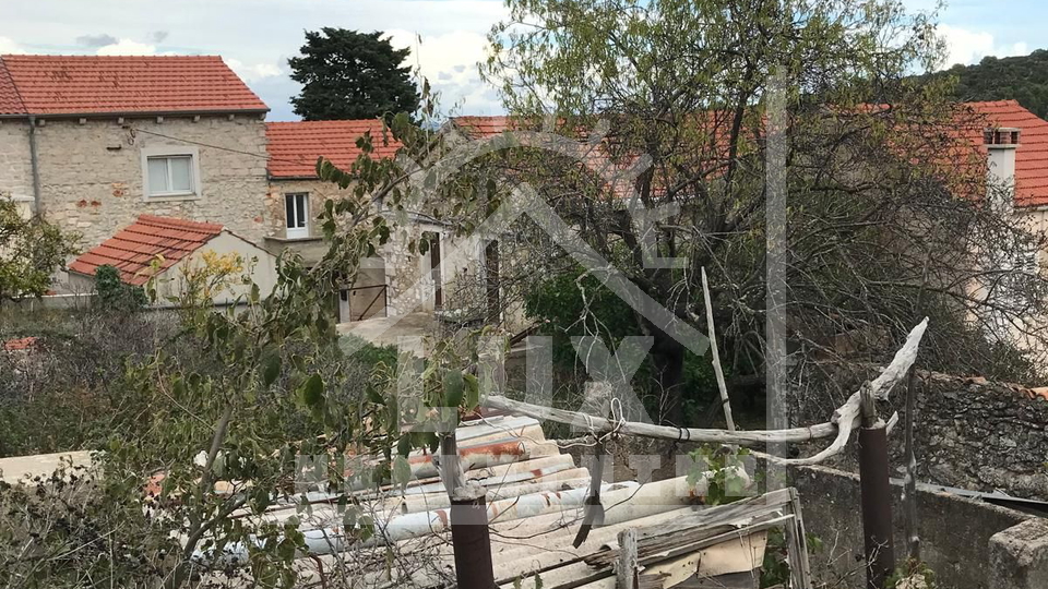 Građevinska parcela pov. 383 m2, Dugi otok (Žman)