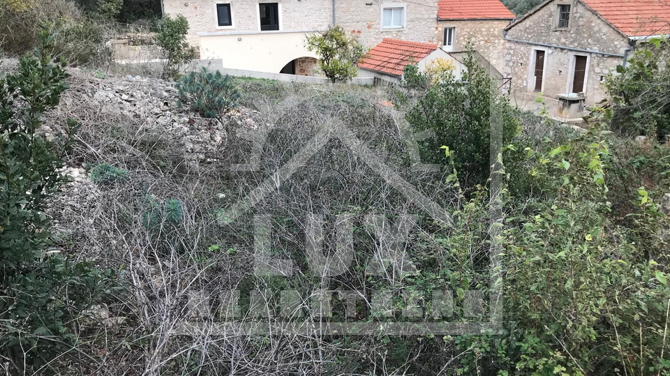 Građevinska parcela pov. 383 m2, Dugi otok (Žman)