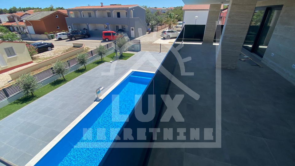 Samostoje&cacute;a vila s bazenom&comma; Vir &lpar;Velika Slatina&rpar; 150 metara od mora