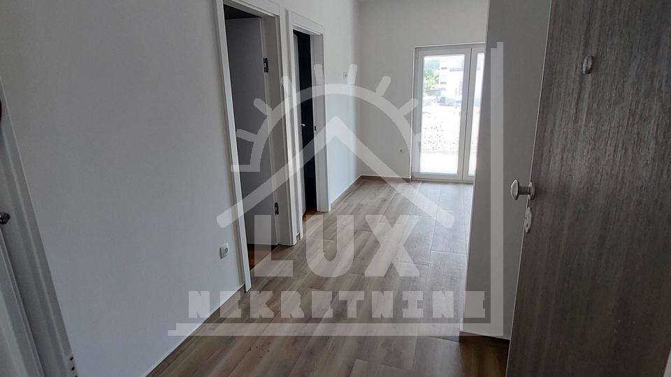 Apartment, zwei Schlafzimmer, 1. Reihe zum Meer, Turanj, nicht weit von Zadar und Biograd