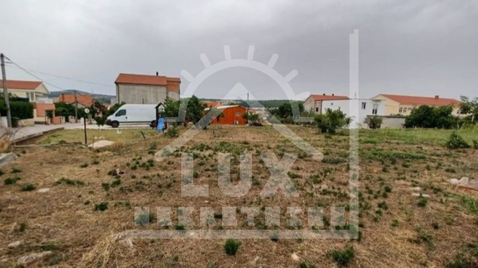 Building land 947 m2, Posedarje near Zadar, 700 meters from the sea