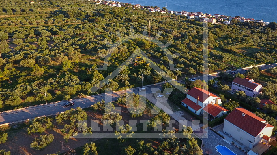 Detached house/villa, storey, with pool and sea view, Kožino near Zadar