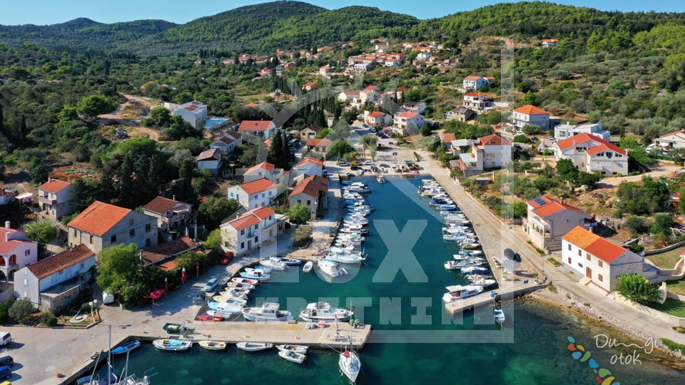 Building land, Žman on Dugi Otok, 400 meters from the sea