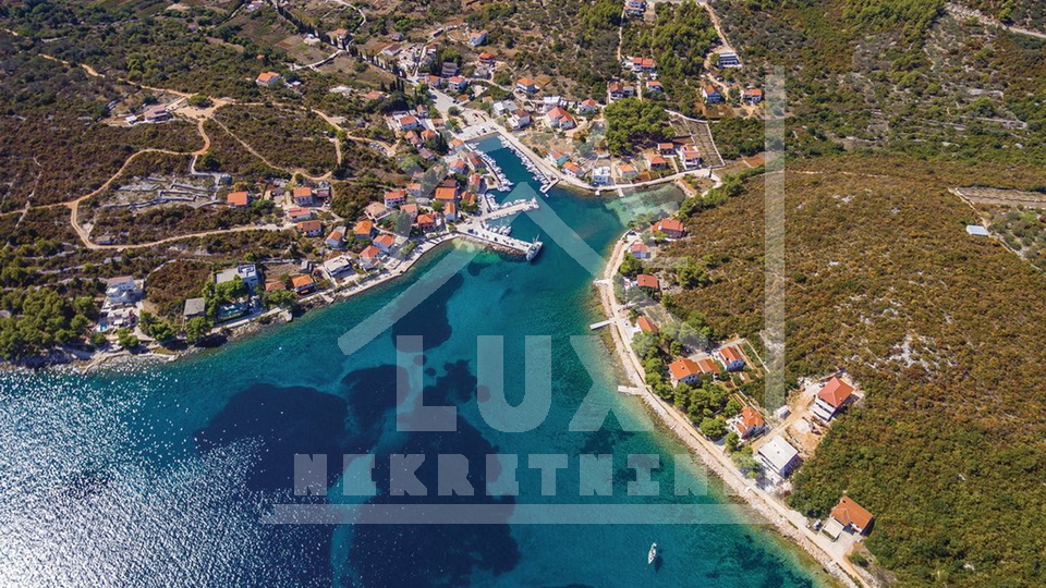 Baugrundstück, Žman auf Dugi Otok, 400 Meter vom Meer entfernt