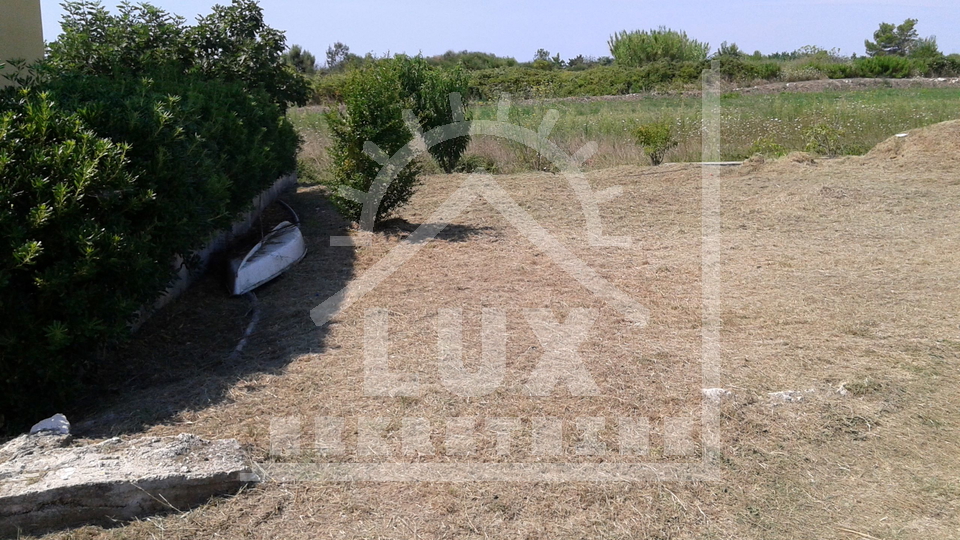 Building land 536 m2, Ljubač near Zadar, 100 meters from the sea