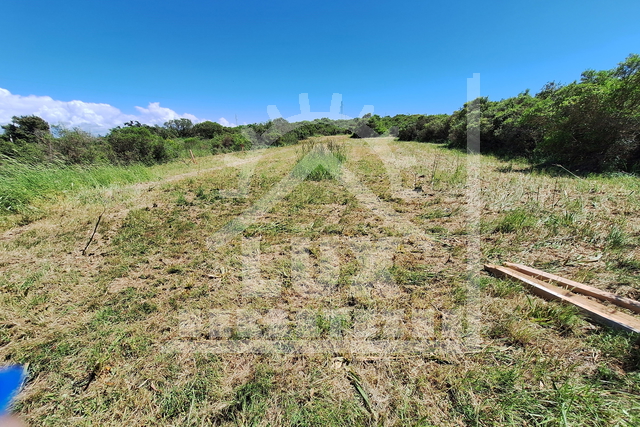 Gradbena parcela pravilne oblike, 940 m2, Zadar (Bokanjac)