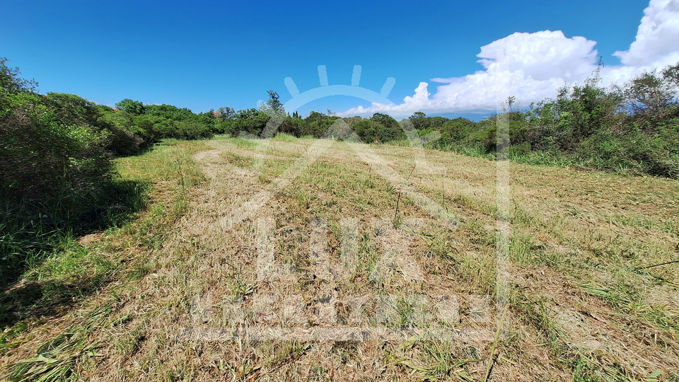 Građevinsko zemljište pravilnog oblika, pov. 940 m2, Zadar (Bokanjac)