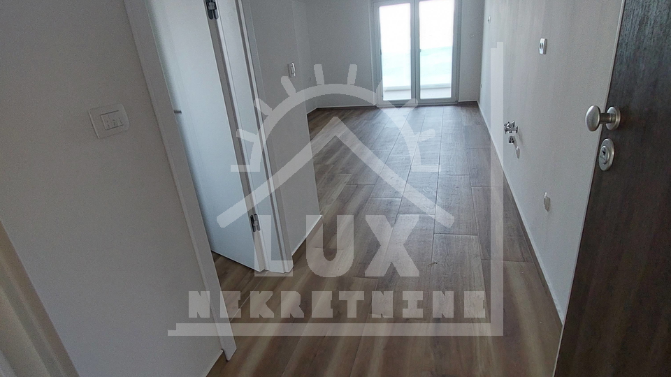 Studio-Apartment in erster Reihe zum Meer, Turanj in der Nähe von Zadar und Biograd n/m