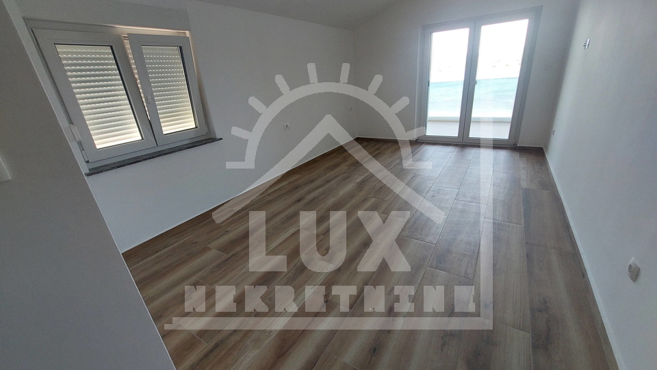 Studio-Apartment in erster Reihe zum Meer, Turanj in der Nähe von Zadar und Biograd n/m