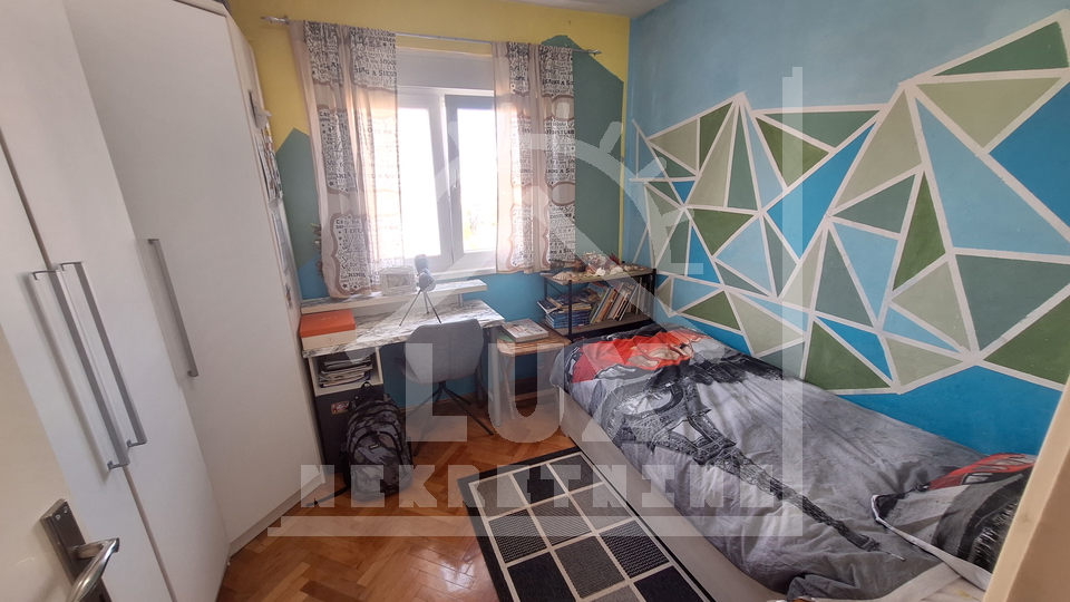 Two-room apartment in a great city location, Zadar (Jazine II)