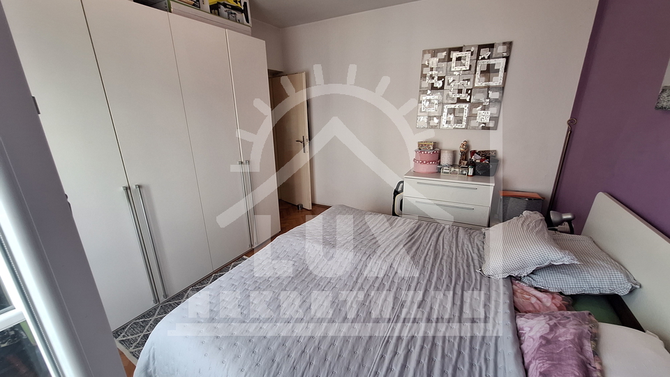 Two-room apartment in a great city location, Zadar (Jazine II)