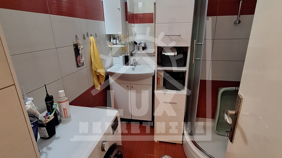 Two-room apartment in a great city location, Zadar (Jazine II)