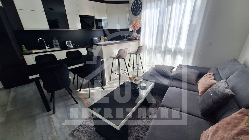 Luxuriously decorated two-room apartment with a roof terrace, Zadar (Plovanija) NEW CONSTRUCTION