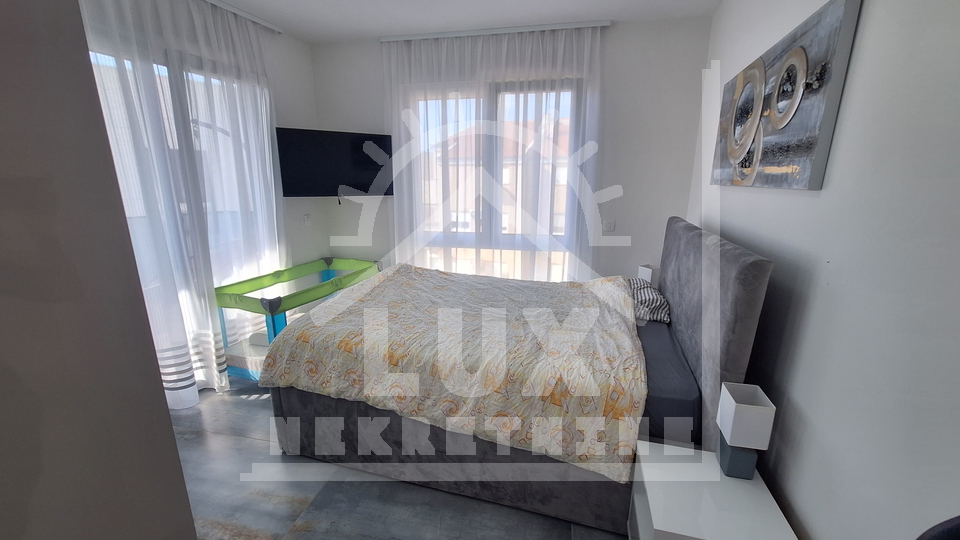 Luxuriously decorated two-room apartment with a roof terrace, Zadar (Plovanija) NEW CONSTRUCTION