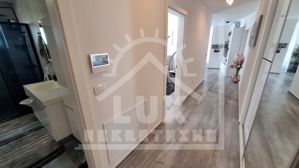 Luxuriously decorated two-room apartment with a roof terrace, Zadar (Plovanija) NEW CONSTRUCTION