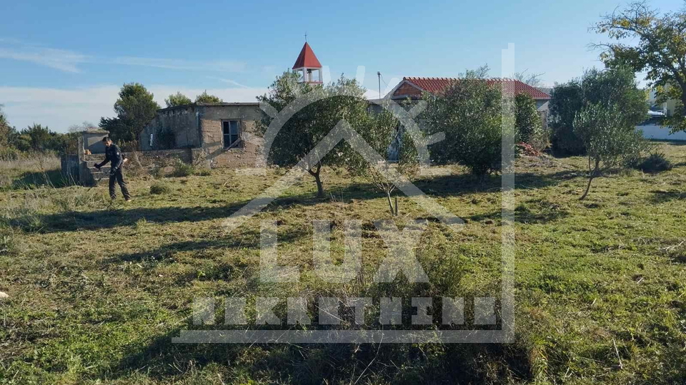 Building plot area 869 m2, Debeljak near Zadar