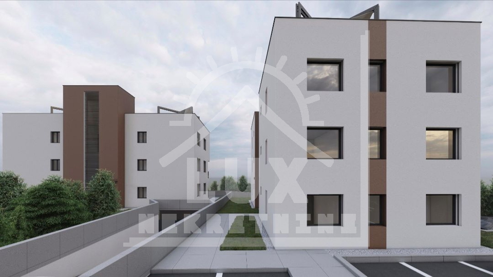 Apartma v pritličju z vrtom, Zadar, Plovanija, novogradnja