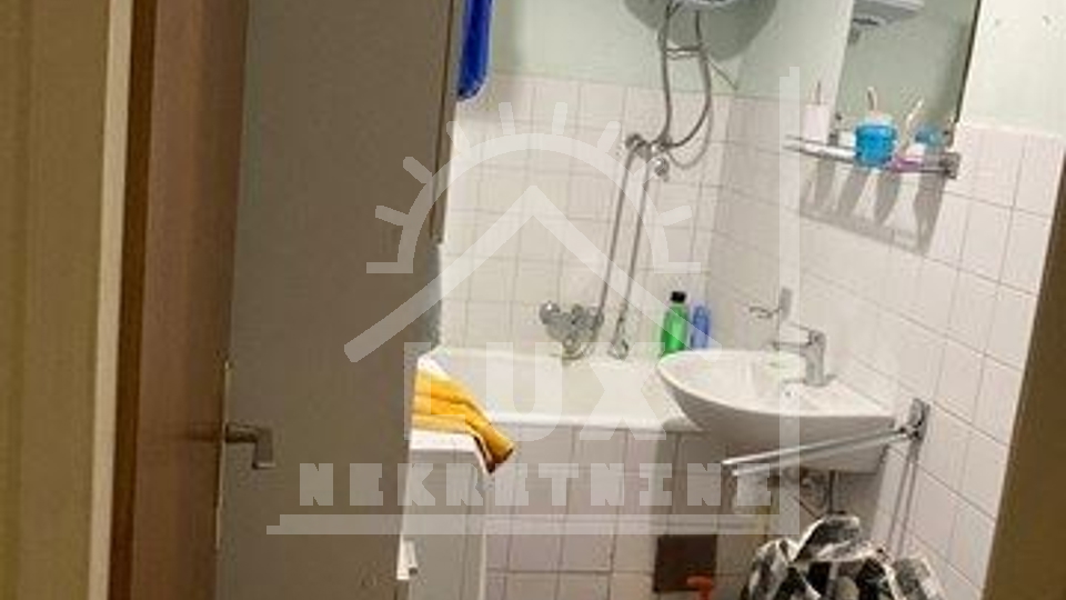 Udoben enosobni apartma, Zadar, Bulevar, pogled na morje