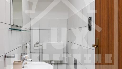 House&comma; 340 m2&comma; For Sale&comma; Sutivan