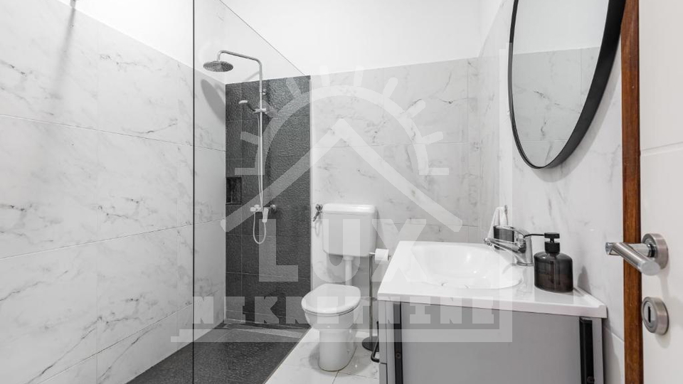 House&comma; 340 m2&comma; For Sale&comma; Sutivan