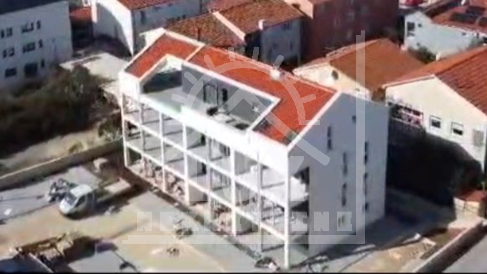 Die Wohnung, Zadar, Neubau