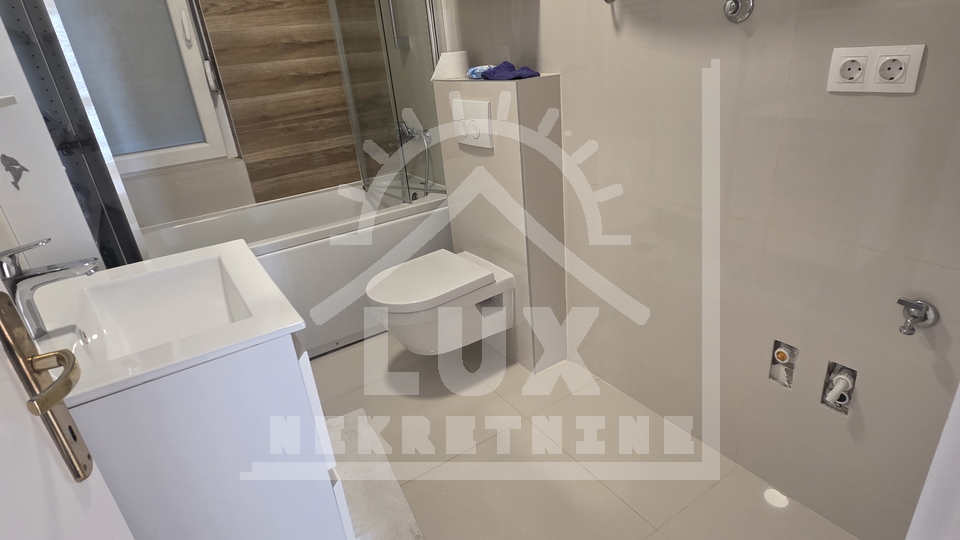 Apartment&comma; 69 m2&comma; For Sale&comma; Biograd na Moru
