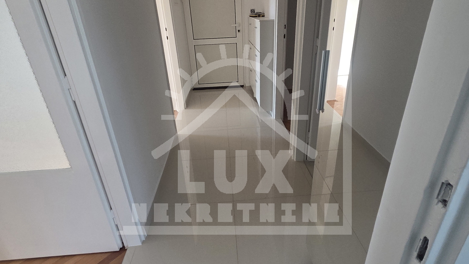 Apartment&comma; 69 m2&comma; For Sale&comma; Biograd na Moru