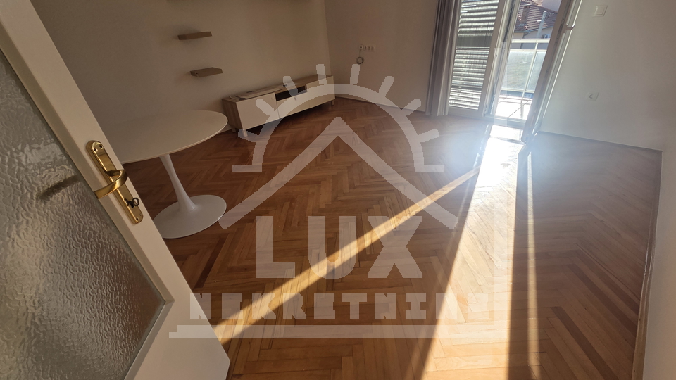 Apartment&comma; 69 m2&comma; For Sale&comma; Biograd na Moru
