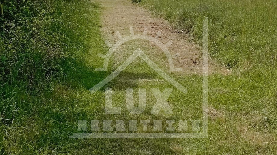 Building plot of regular shape, 940 m2, Zadar (Bokanjac)