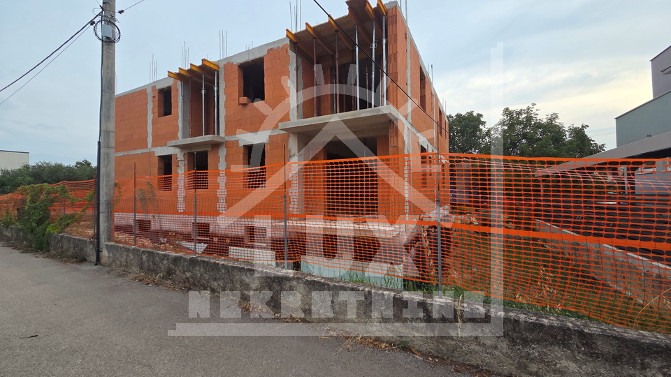 Jednosoban penthouse u NOVOGRADNJI, Zadar (Borik)