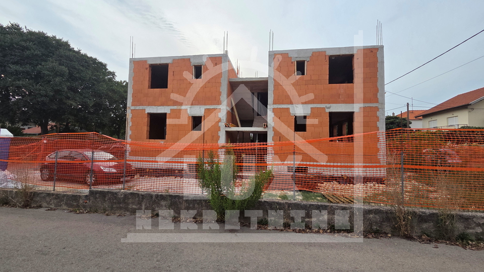 Jednosoban stan u prizemlju s vrtom u NOVOGRADNJI, Zadar (Borik)