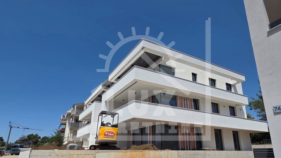 Luksuzan trosoban penthouse s krovnom terasom, Diklo, NOVOGRADNJA