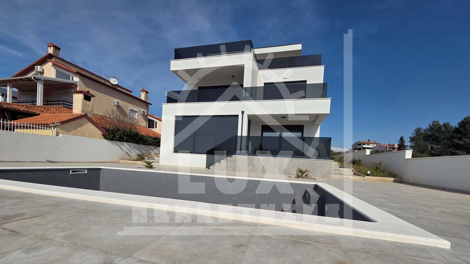 Luxury villa with swimming pool&comma; SEA VIEW&comma; ZADAR &lpar;Plo&ccaron;e&rpar;