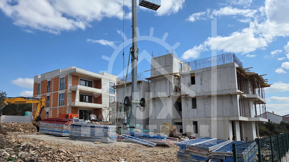 Dvosoban stan s krovnom terasom&comma; Zadar &lpar;Bili brig&rpar; NOVOGRADNJA