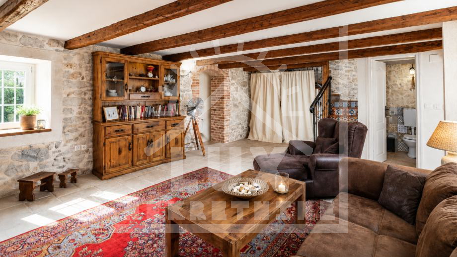 House&comma; 180 m2&comma; For Sale&comma; Zadar-okolica - Veli I&zcaron;