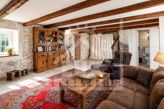 House, 180 m2, For Sale, Zadar-okolica - Veli Iž
