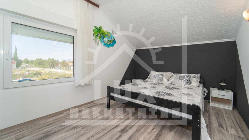 Hi&scaron;a&comma; 250 m2&comma; Prodaja&comma; Benkovac - Donji Karin