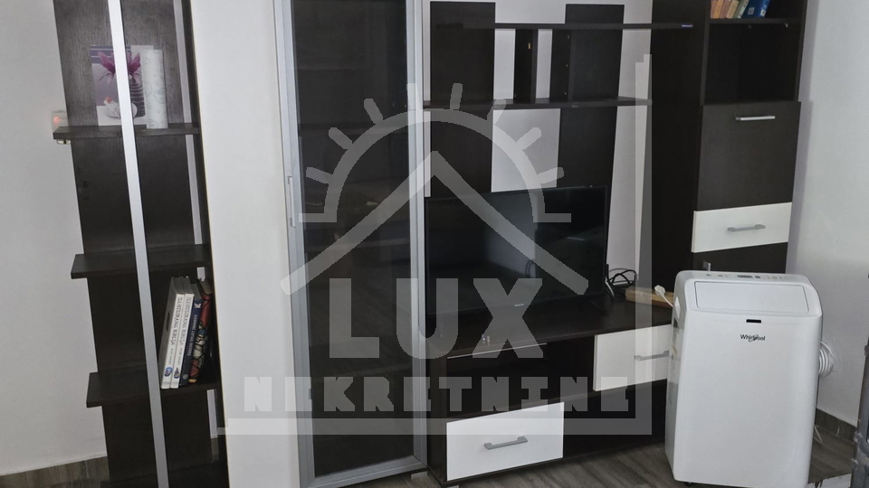 Hi&scaron;a&comma; 250 m2&comma; Prodaja&comma; Benkovac - Donji Karin