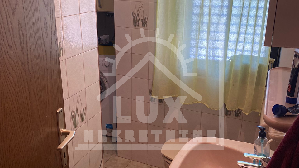 House&comma; 340 m2&comma; For Sale&comma; Sutivan