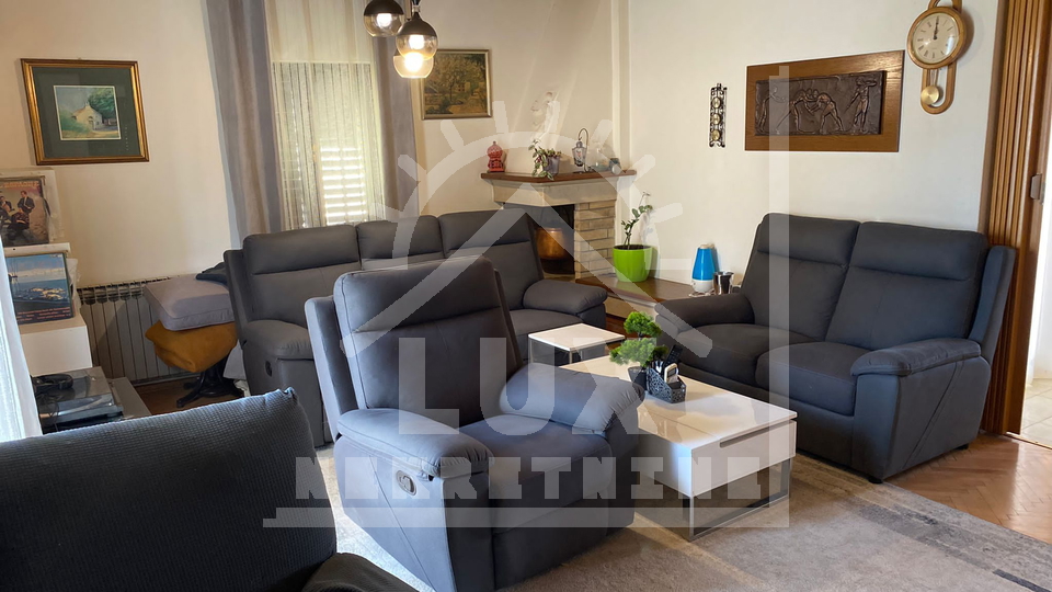 House&comma; 340 m2&comma; For Sale&comma; Sutivan