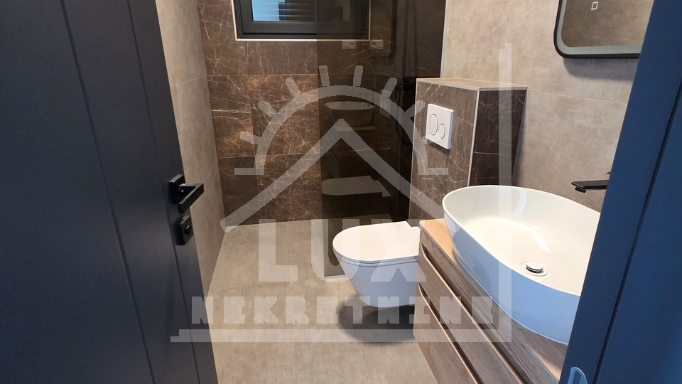 Luxury villa with swimming pool&comma; SEA VIEW&comma; ZADAR &lpar;Plo&ccaron;e&rpar;