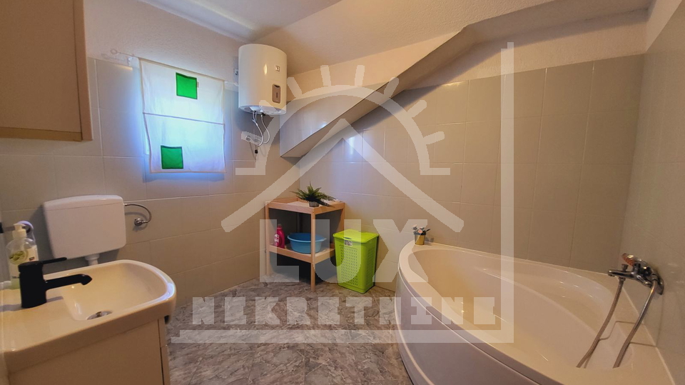 Apartma&comma; 81 m2&comma; Prodaja&comma; Zadar-okolica - Ko&zcaron;ino