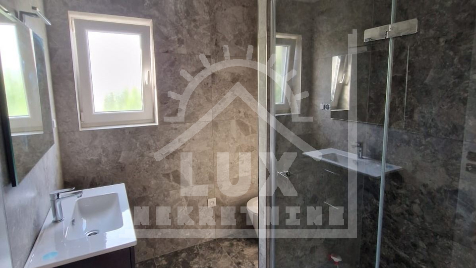 House&comma; 170 m2&comma; For Sale&comma; Vrsi