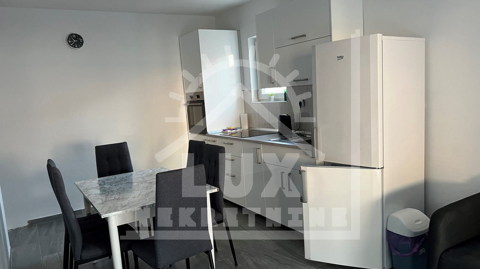 House&comma; 170 m2&comma; For Sale&comma; Vrsi