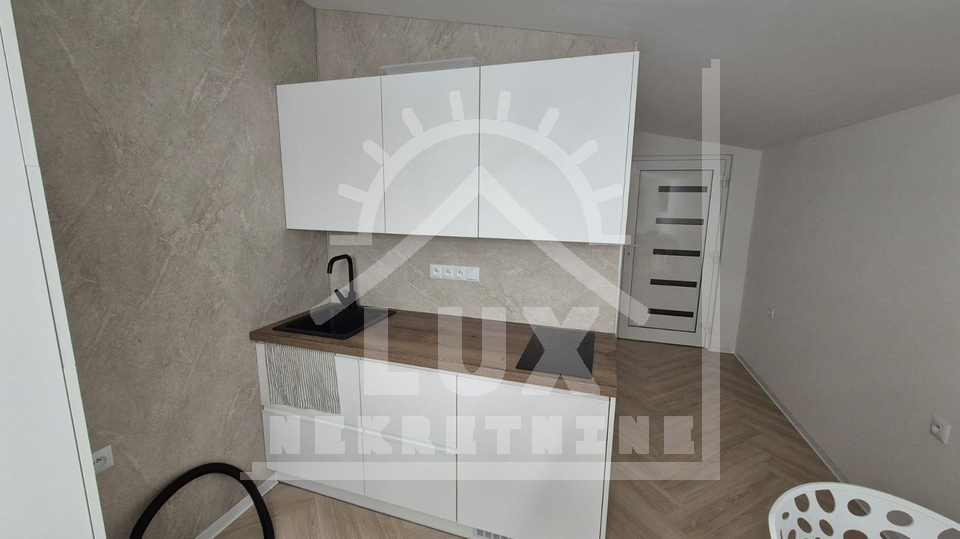 House&comma; 170 m2&comma; For Sale&comma; Vrsi