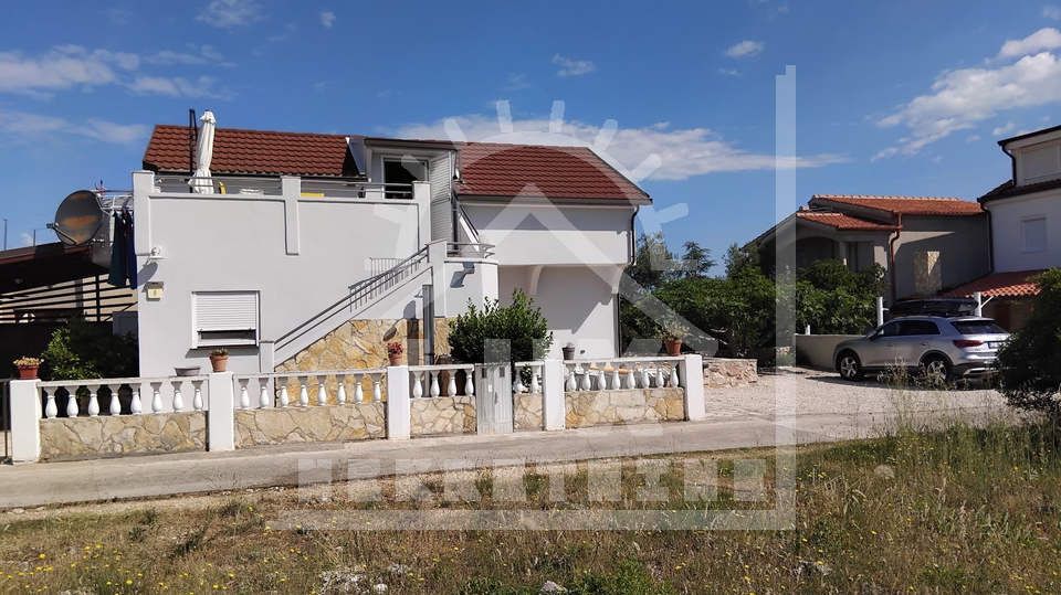 Haus&comma; 100 m2&comma; Verkauf&comma; Pa&scaron;man - &Zcaron;drelac