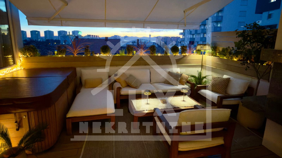 Luksuzan penthouse vrhunski ure&dstrok;en&comma; Zadar &lpar;Vi&scaron;njik&rpar;