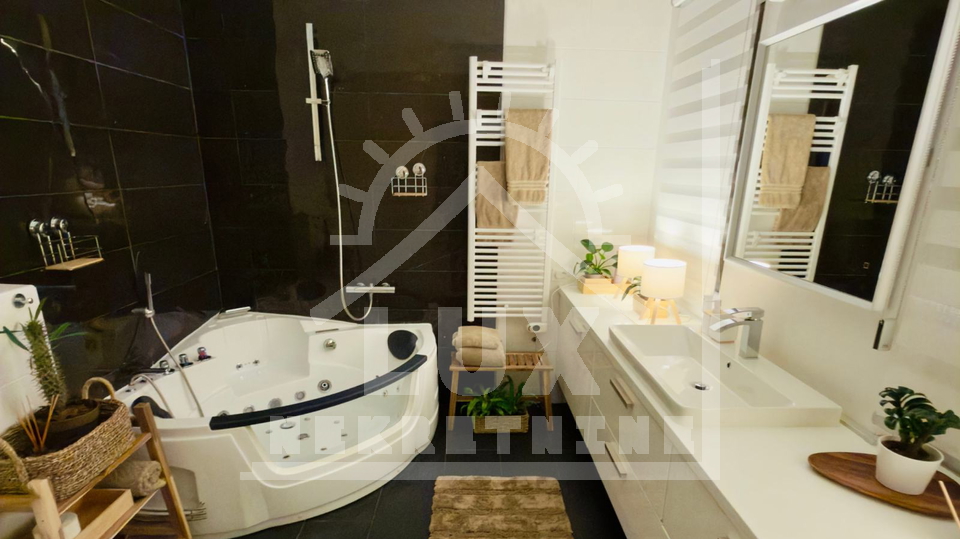 Luksuzan penthouse vrhunski ure&dstrok;en&comma; Zadar &lpar;Vi&scaron;njik&rpar;